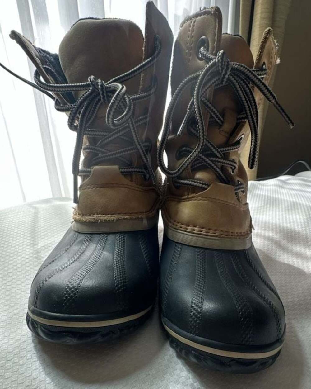 Sorel Womens Winter Slimpack Lace II Boot Size 6 Leather Tan Rubber Closed-toe